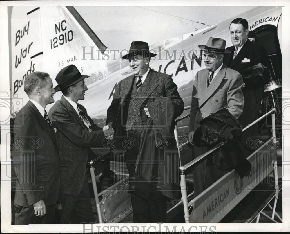 1946 Press Photo Ralph Damon, Mayor Erastus Corning, Dowd Mayor Frank Costello - Historic Images