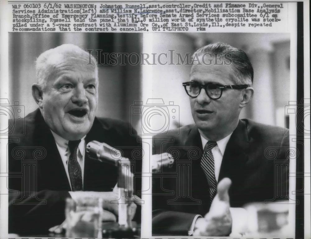 1962 Press Photo D.C. Johnston Russell, asst controller, Credi & finace admin - Historic Images