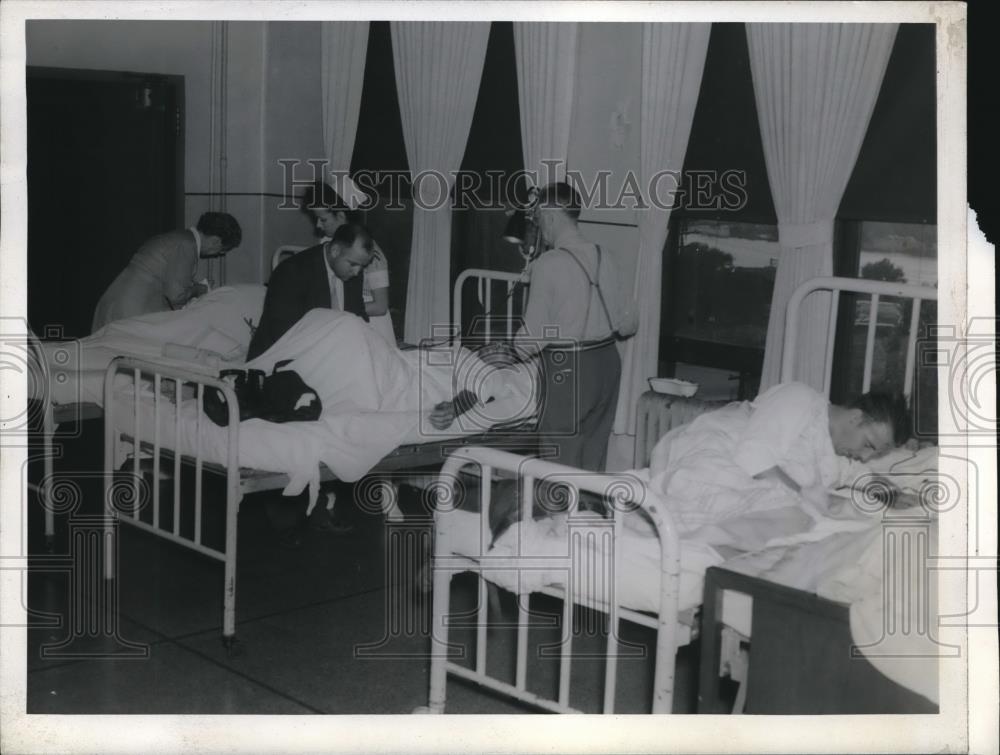 1943 Press Photo Victims of Food poisoning at General Electric Plant - nec33994 - Historic Images
