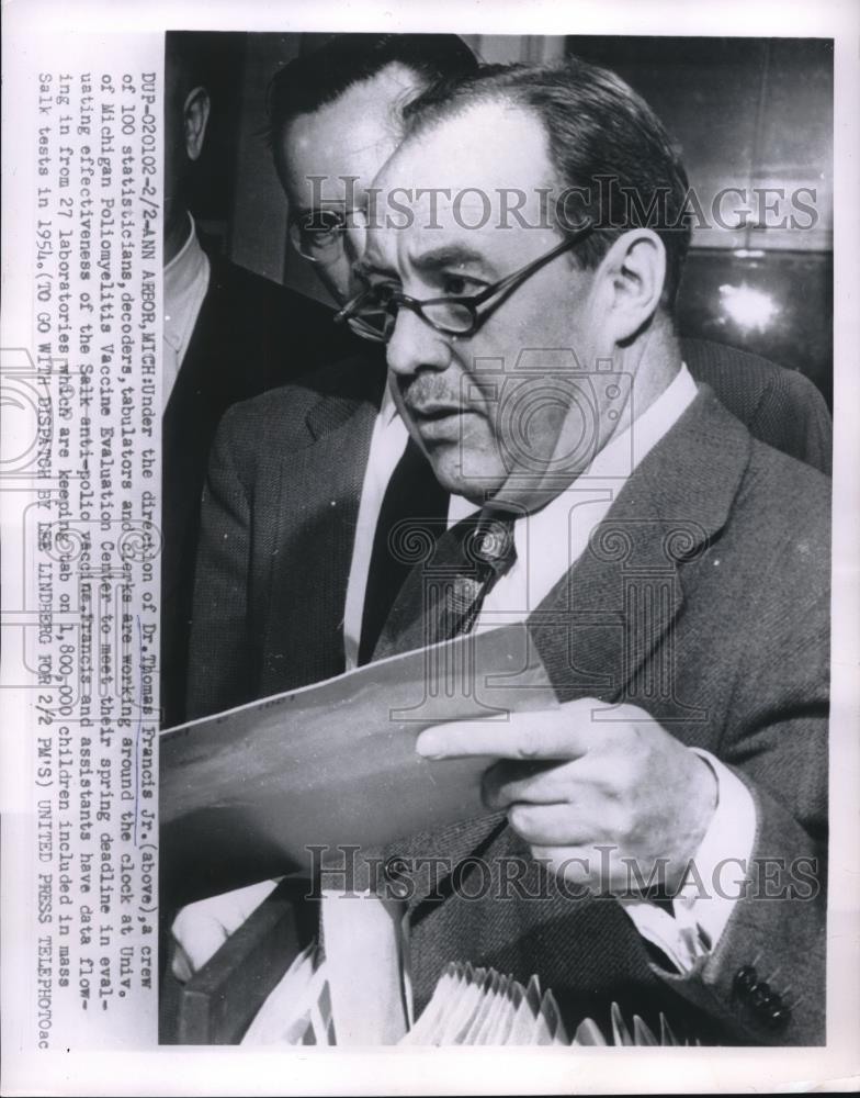 1955 Press Photo Dr. Thomas Francis Jr at Univ of Michigan on Salk anti-polio - Historic Images