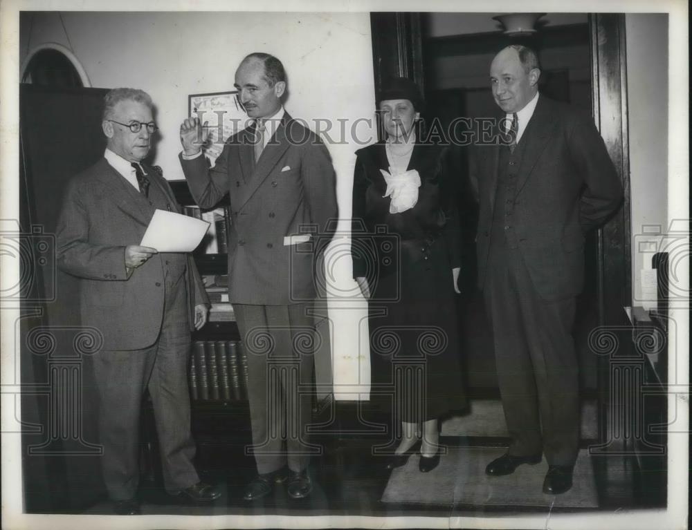 1934 Press Photo Phila.atty Francis Biddle sworn in at Labor Dept,S Gompers - Historic Images