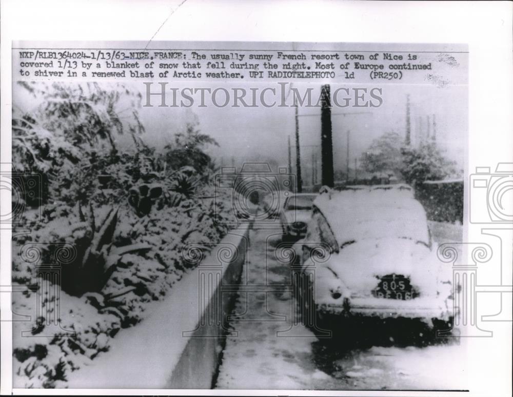 1963 Press Photo Sunny Nice is now covered with snow - nec33122 - Historic Images