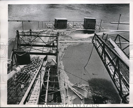 1946 Press Photo Canada Begins Record Log Drive Gatineau Mills - Historic Images