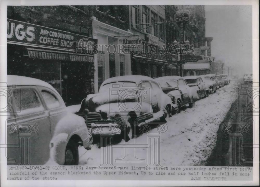 Press Photo Snow covered cars lined the street - nec37122 - Historic Images