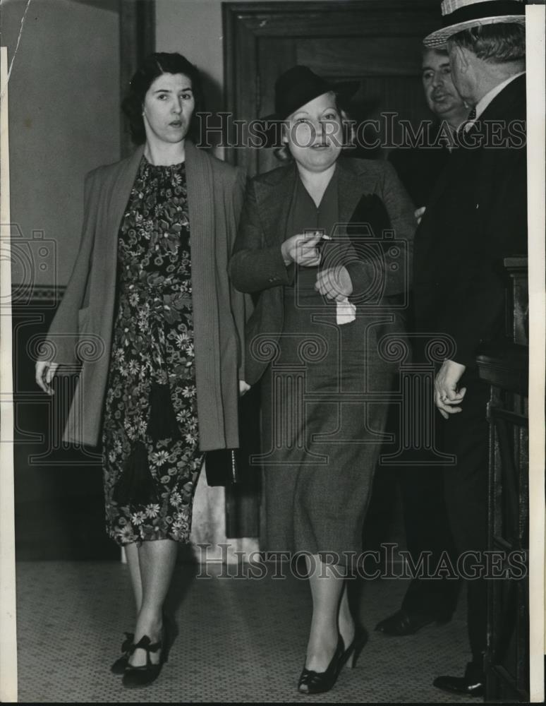 1938 Press Photo LA,Calif. Robin Carmien, US DA&#39;s office &amp; Mrs Jewell Grayson, - Historic Images