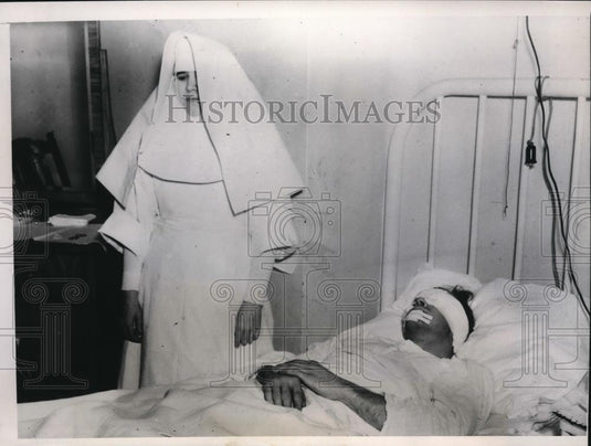 1939 Press Photo Shot during filing station hold up - nec35417 - Historic Images