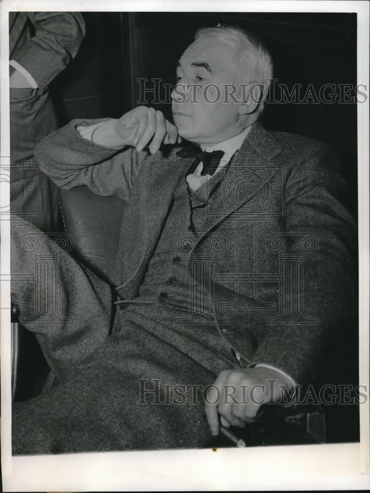 1944 Press Photo Davis-Sherwood differences settled. - Historic Images