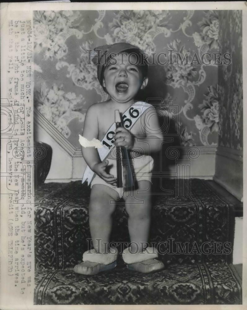 1955 Press Photo 17 Month Old Louis Acerra Gets Ready For New Years Eve - Historic Images