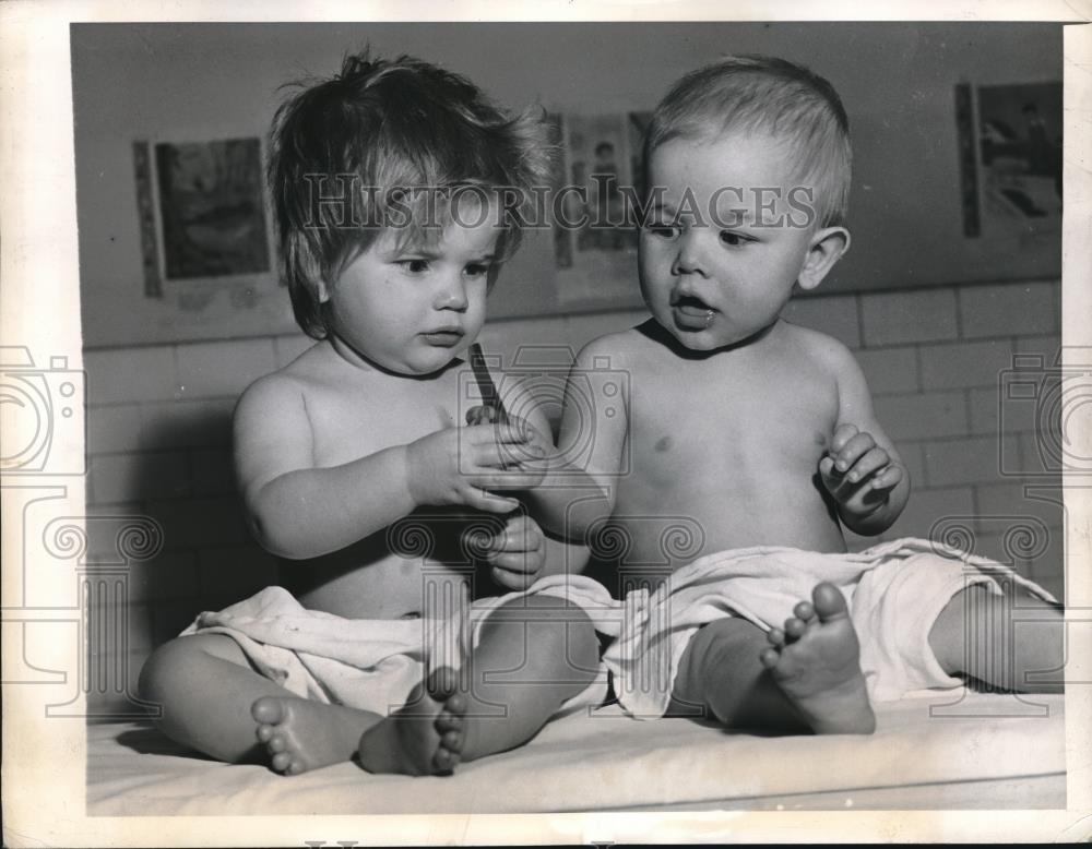 1944 Press Photo These Children Were Starves &amp; Frostbitten When Police Found The - Historic Images