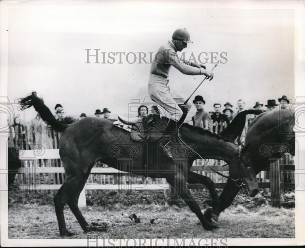 1951 Press Photo English Racing Accident - Historic Images