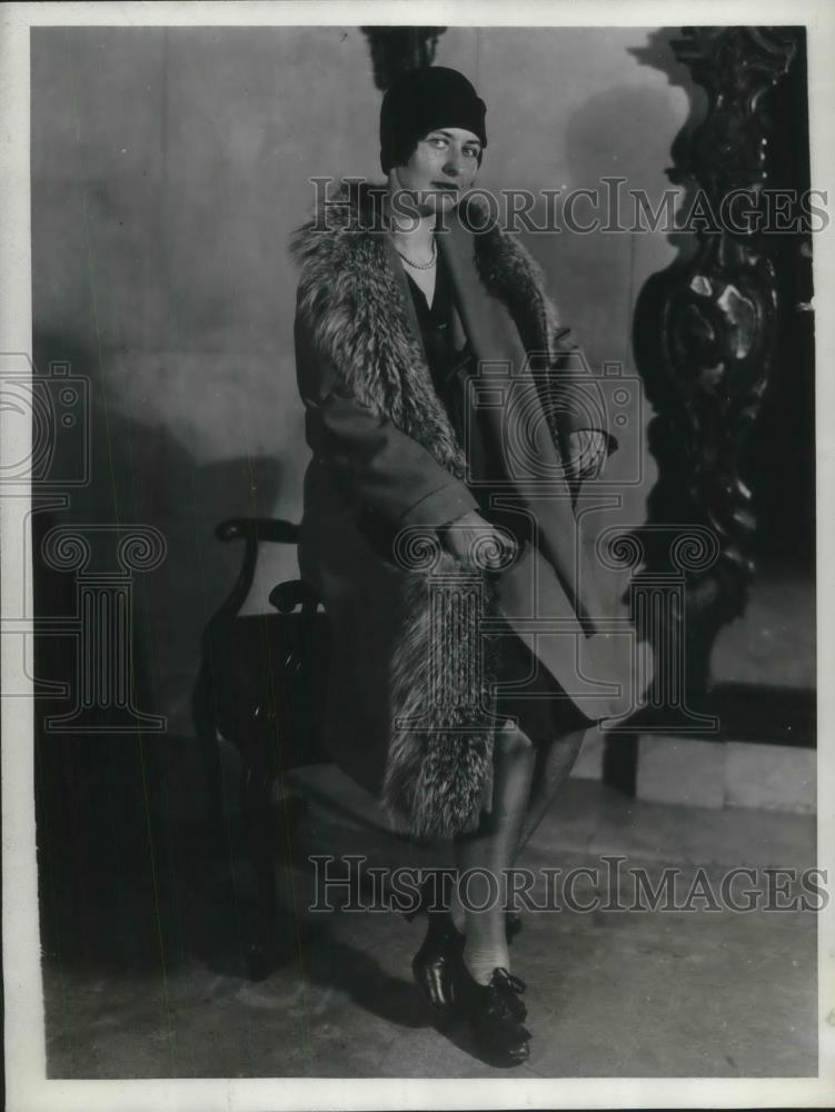 1929 Press Photo Miss Marie Gillespie of NYC Almoners for a benefit - Historic Images