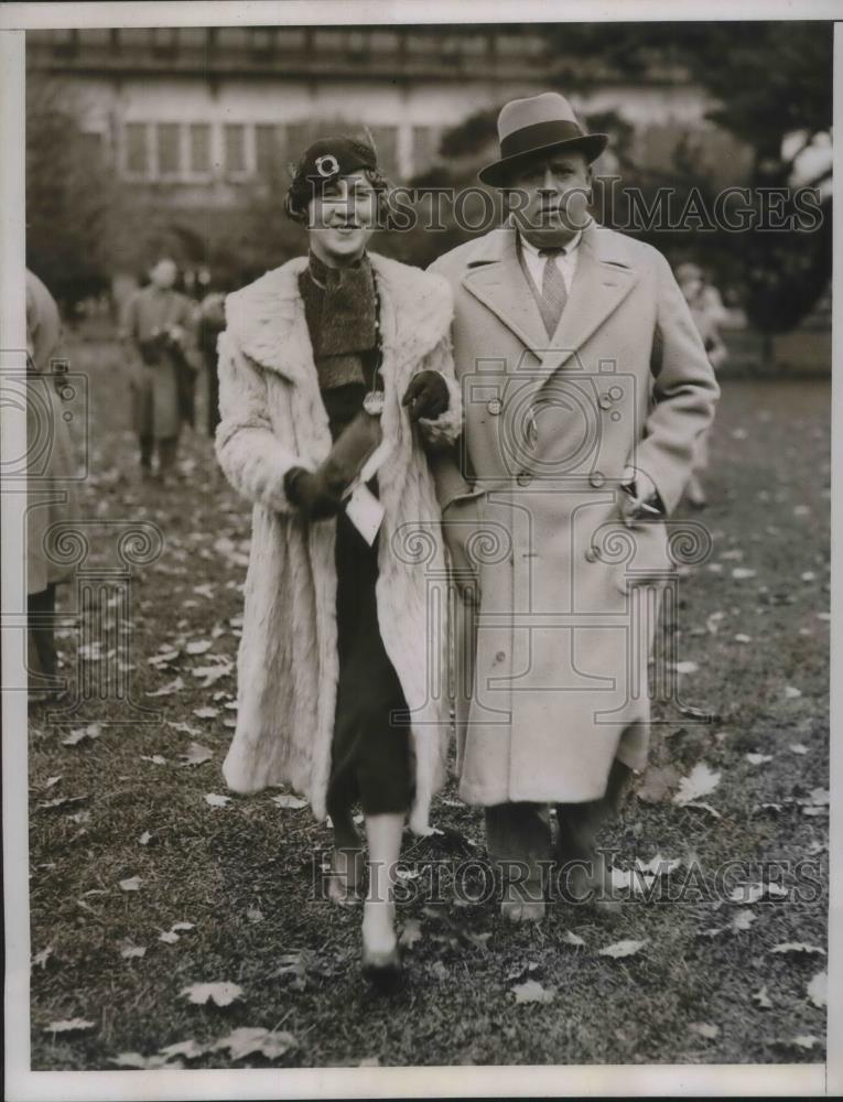 1934 Press Photo Mr. and Mrs. Robert T. Stone attending the autumn meeting. - Historic Images