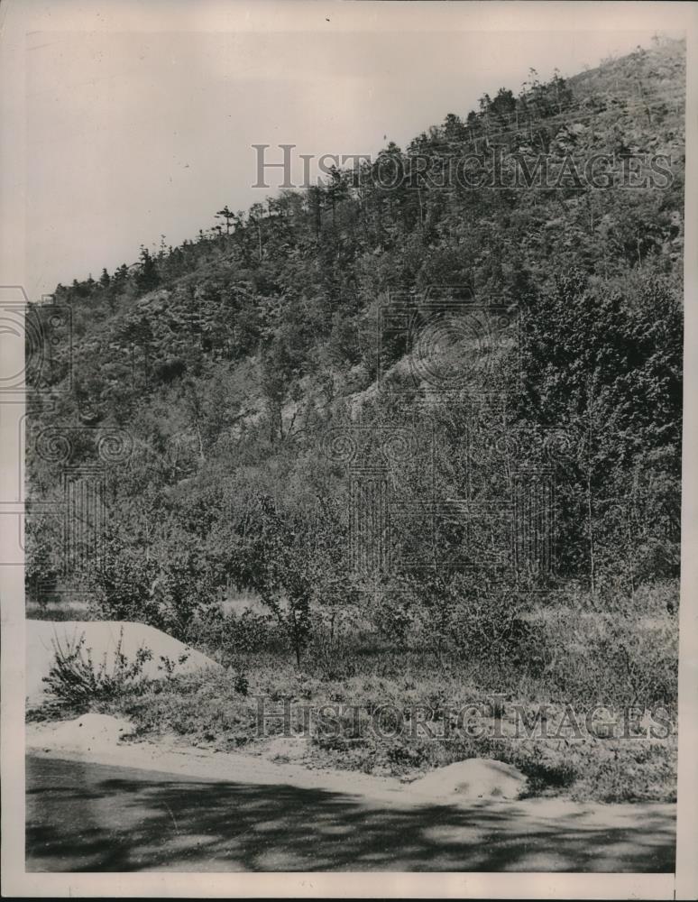 1936 Press Photo Pisgee Mountain New Hampshire Slope Where Murdered Body Found - Historic Images