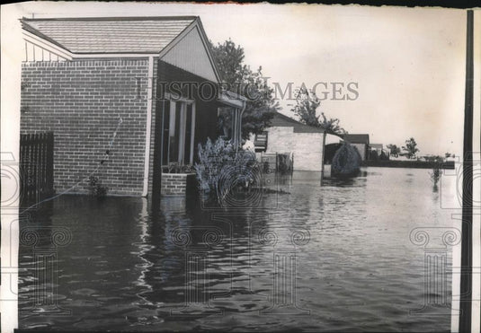 1957 Press Photo Chisholm creek Floods a Residential Area in Wichita - nec18210 - Historic Images