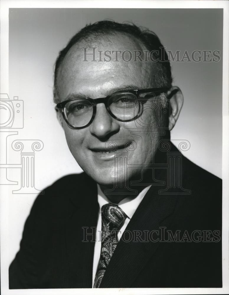 1969 Press Photo Author John Sharnik - nec30476 - Historic Images