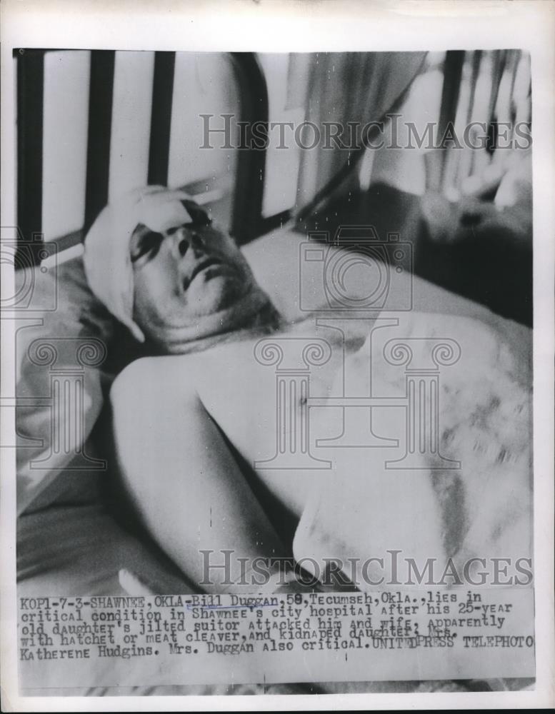 1956 Press Photo Shawnee, Okla, Bill Duggan in hospital after being attacked - Historic Images