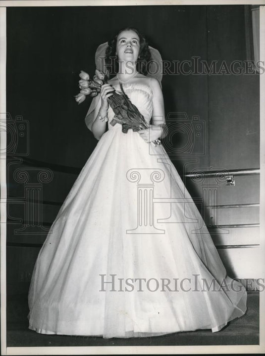 1938 Press Photo Miss Esme O'Brien - nec22876 - Historic Images