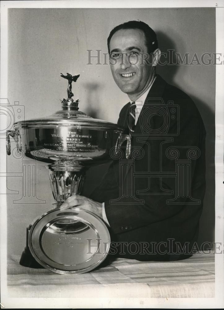 1938 Press Photo Charles H Goren Receives High Bridge Award McKenney Trophy - Historic Images