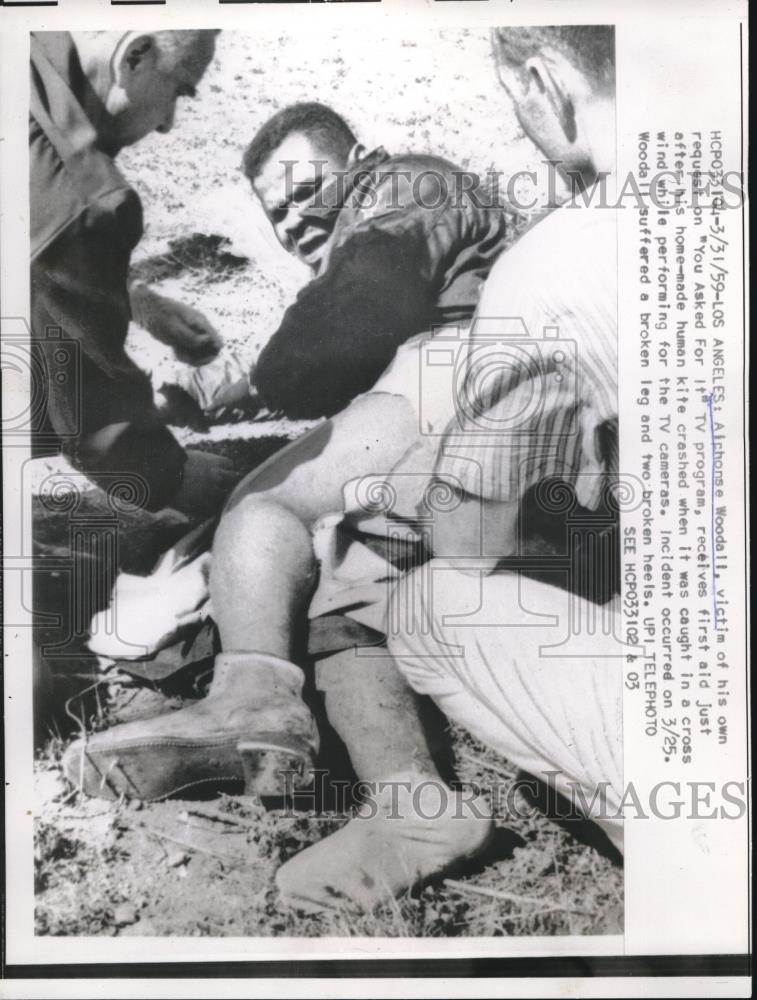 1959 Press Photo Alchonse Woodall Injured After Human Kite Attempt On TV Show - Historic Images