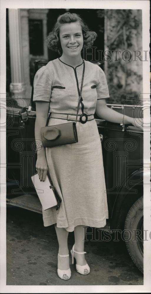 1939 Press Photo Society Peggy Easton Of NY Shopping In Palm Beach, FL - Historic Images