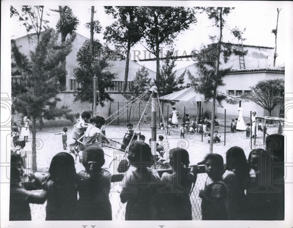 1954 Press Photo Caracas Venezuela Child Care Center - Historic Images