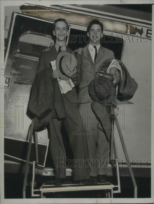 1932 Press Photo Cornelius & Theodore Roosevelt Jr on way to Harvard Univ. - Historic Images