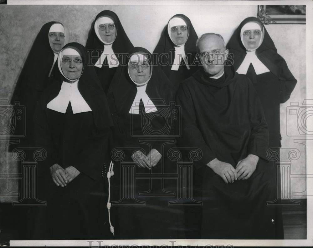 1934 Press Photo 6 sisters attend golden anniversary celebration - nec32078 - Historic Images