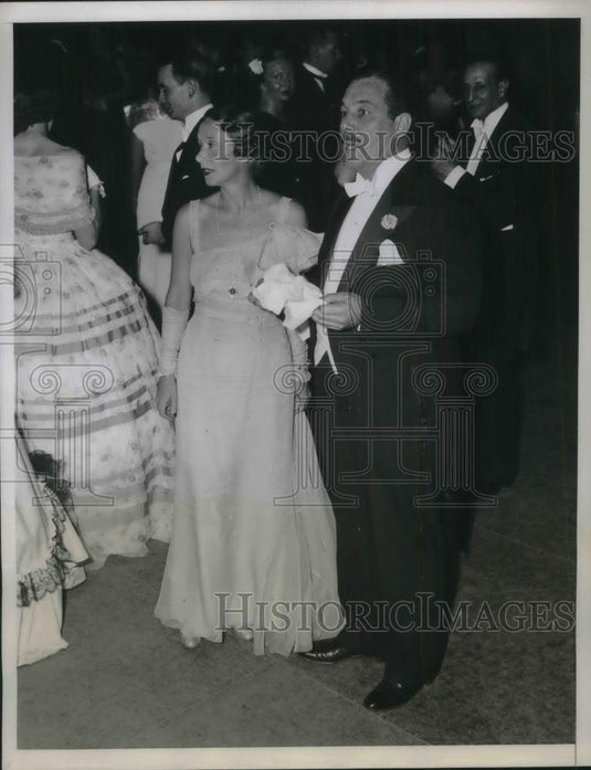 1935 Press Photo Grover Whalen, Mrs Lawrence Corley Thaw at The Opera Ball - Historic Images