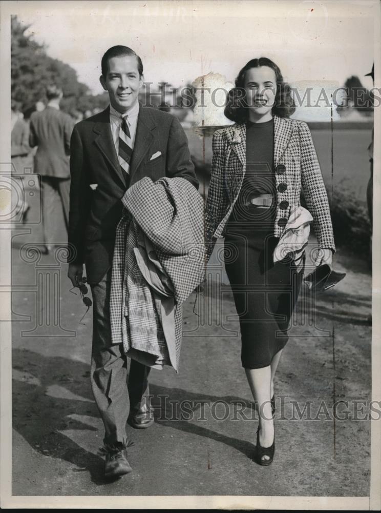 1938 Press Photo Miss Esme O&#39; Brien and Hulian Gerard Jr at Polo Championship - Historic Images