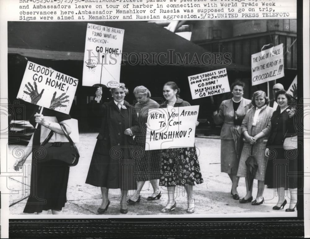 1958 Press Photo Picketers at World Trade Week in Baltimore - nec32066 - Historic Images