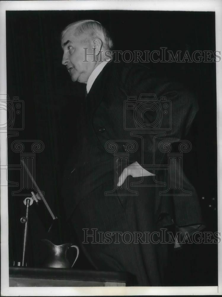 1942 Press Photo Jesse Jones as he testified before the House Ways. - Historic Images