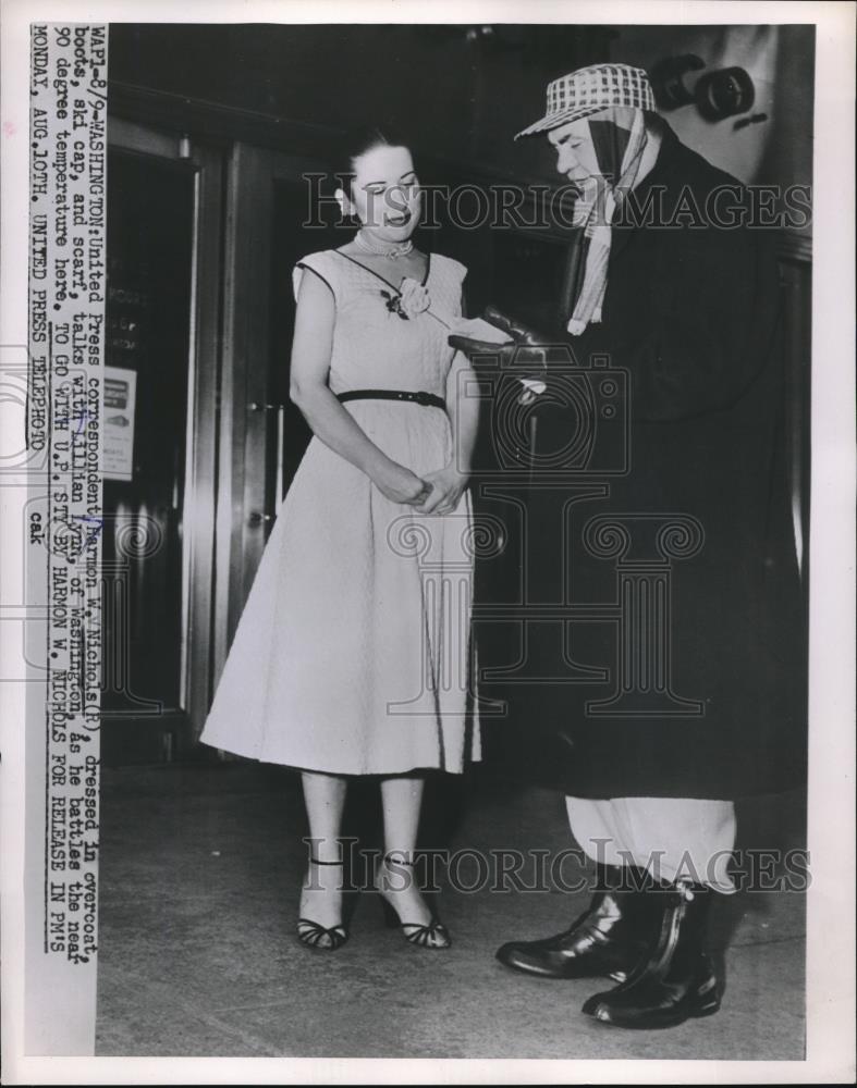 1953 Press Photo Correspondent Harmon W. Nichols with Lillian Lynn in Washington - Historic Images