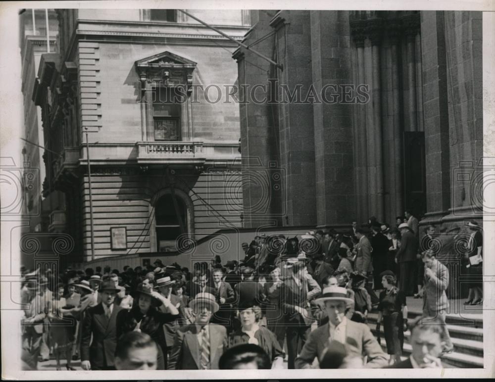 1938 Press Photo St. Patricks Cathedral New York Death of Patrick Cardinal Hayes - Historic Images