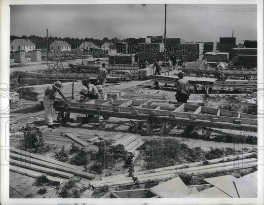 1942 Press Photo Prefabricate Housing Project - Historic Images
