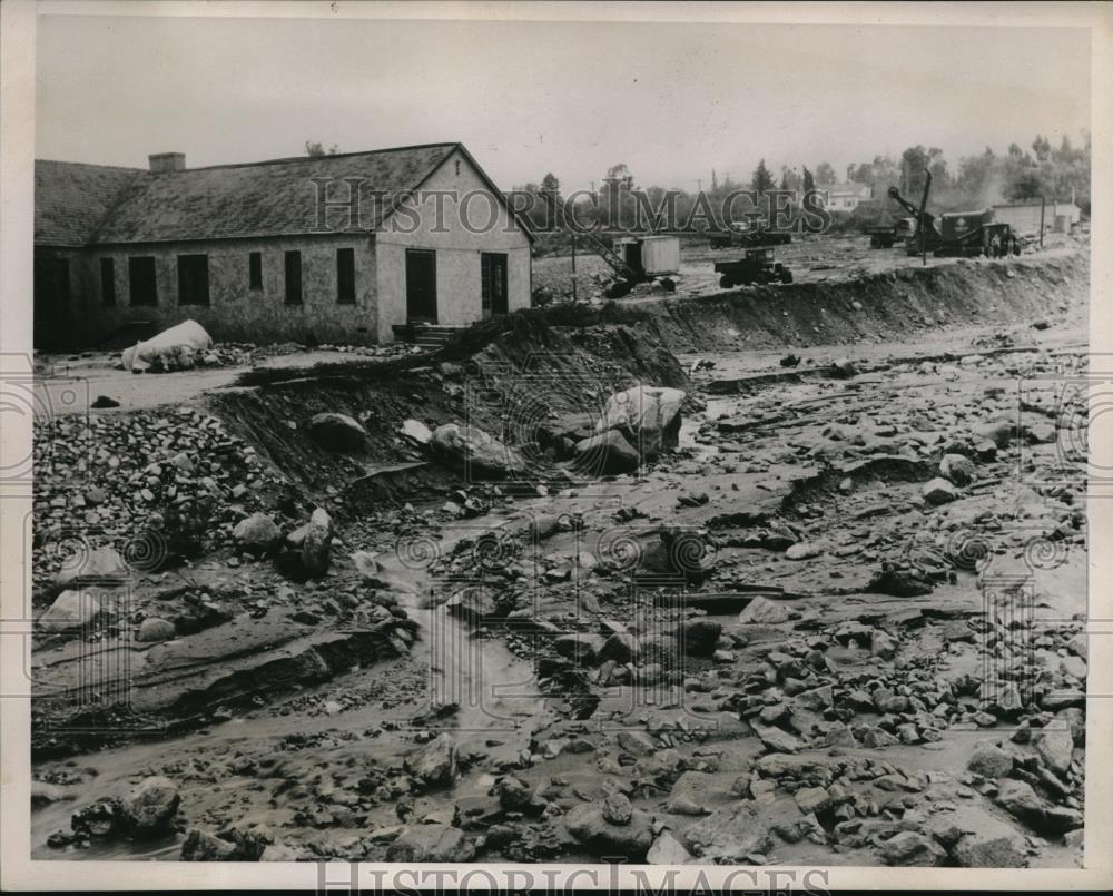 1934 Press Photo Montrose LaCrescenta Flood - Historic Images