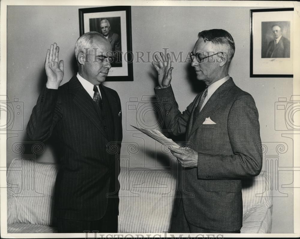 1936 Press Photo Chester Davis is sworn in as member of federal Reserve BD - Historic Images