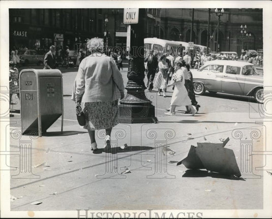1957 Press Photo  Euclid Ave Public Square - Historic Images