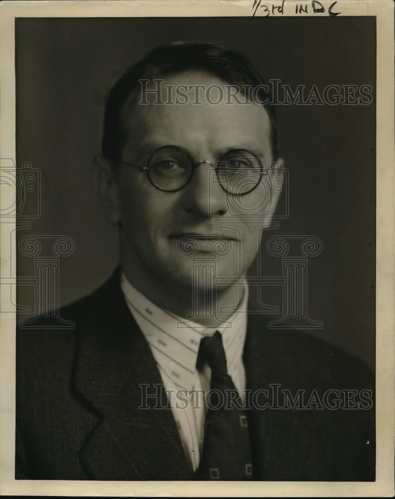 1928 Press Photo Arthur Garbett Continuity Editor For NBC Pacific Coast Network - Historic Images
