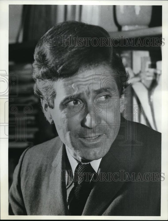 1969 Press Photo Dr Genoves - nec42323 - Historic Images