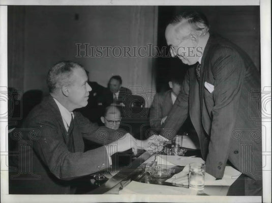 1943 Press Photo Patterson, Undersecretary of War confers with Sen. Vandenberg - Historic Images