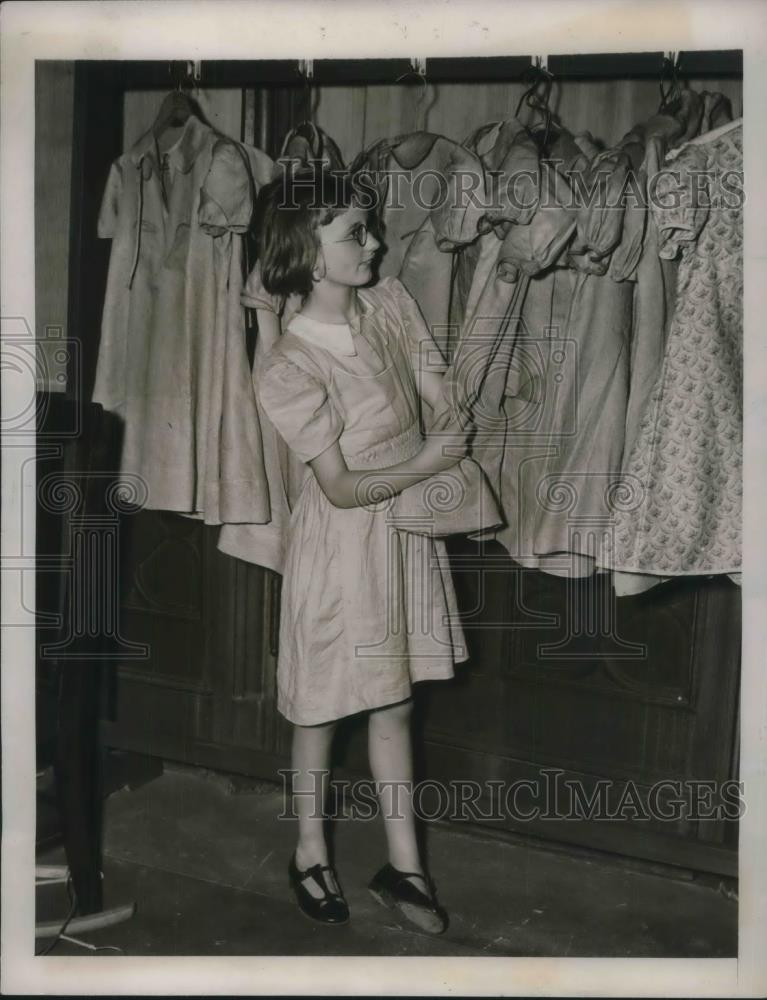 1940 Press Photo Sands Pt, LI ,NY Mary L Bonney, British child refugee - Historic Images