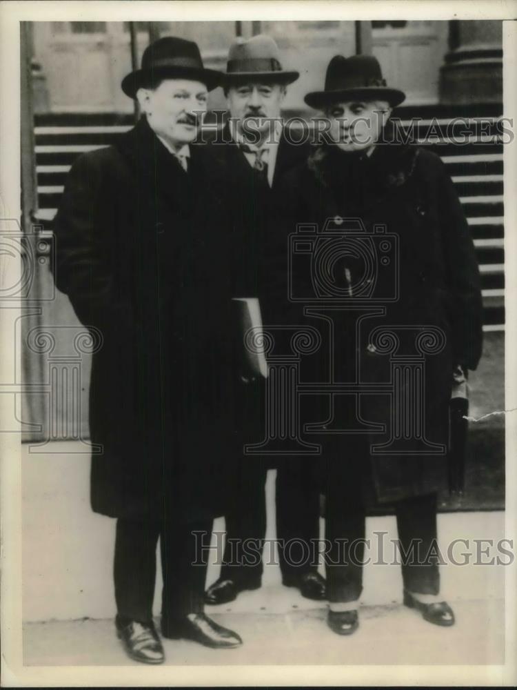1932 Press Photo Paris, France Camille Chautemps, J P Boncour, cabinet members - Historic Images