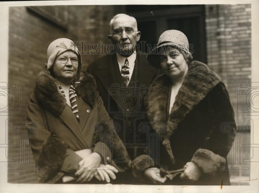 1930 Press Photo Dr Louise Stanley, Samuel H Thompson, Mrs Charles W. Sowell - Historic Images