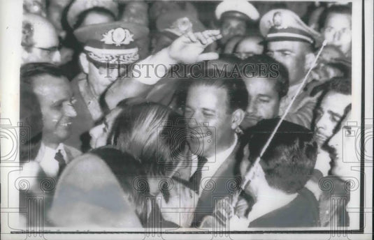 Press Photo Juan Goulant Of Brazil Walks Through Crowd - nec50882 - Historic Images