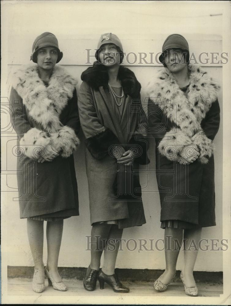 1927 Press Photo NY Society, Gertrude, Mildred, Barbara Vander Pool - Historic Images