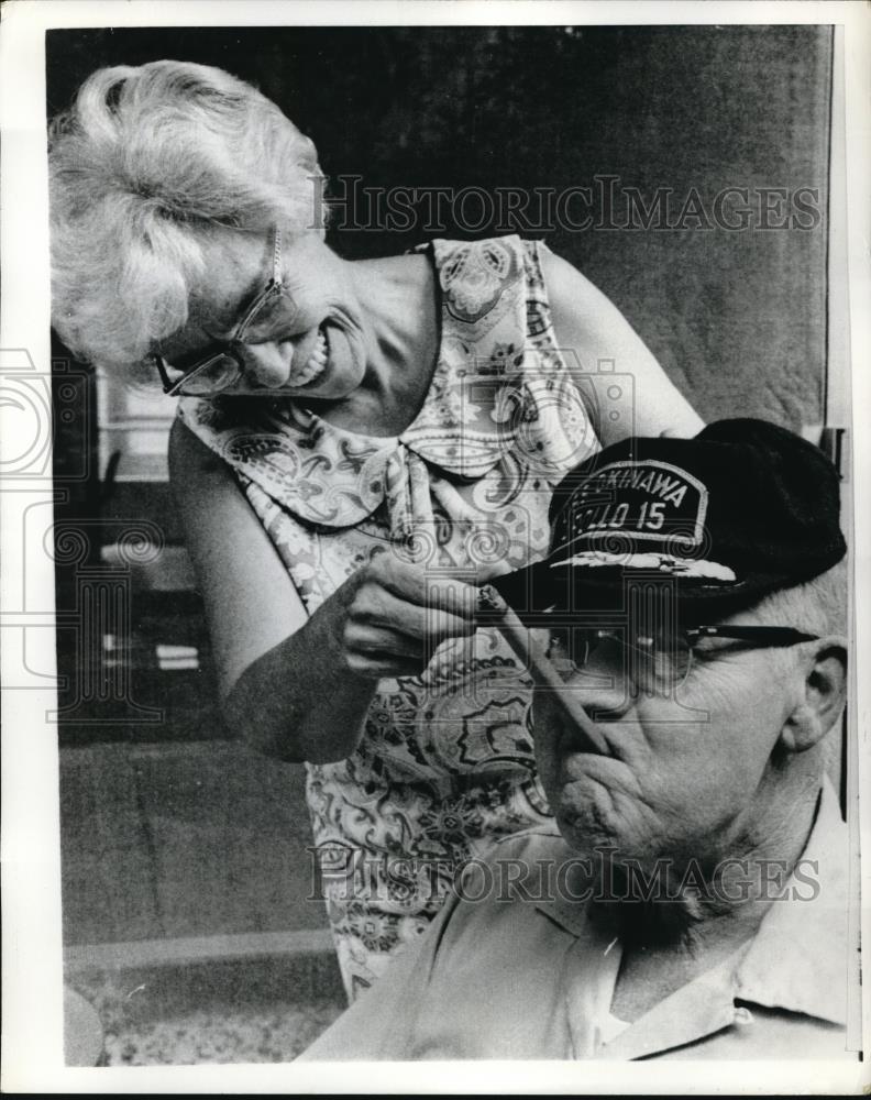 1971 Press Photo Space Center, Houston, Tex Mr &amp;Mrs M. Worden, dad of astronaut - Historic Images