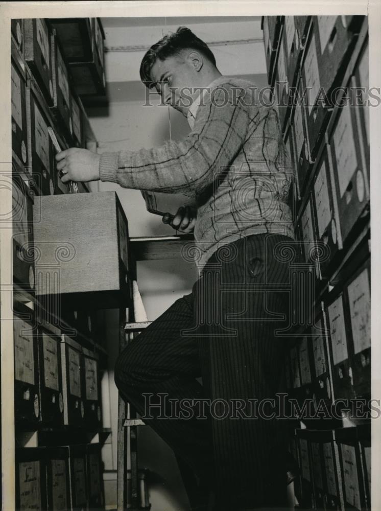 1938 Press Photo Chicago,Ill. Bill DeCorrecont for NW Univ football - Historic Images