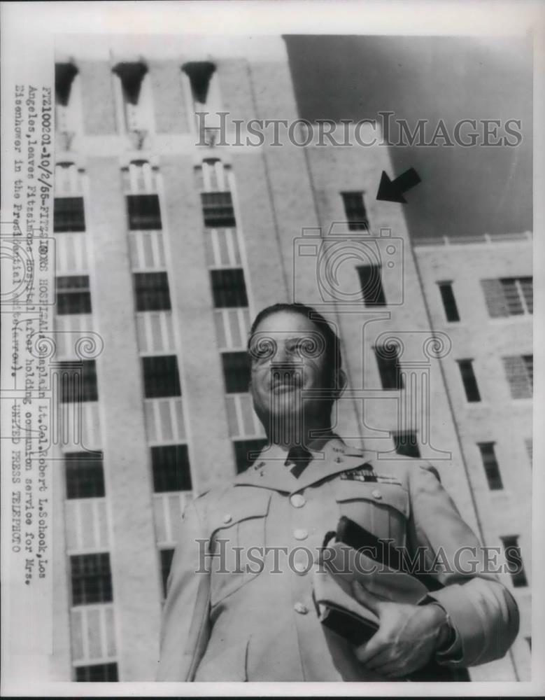 1955 Press Photo Lt Col Robert Schock leaves Fitzsimons Hospital - nec55082 - Historic Images