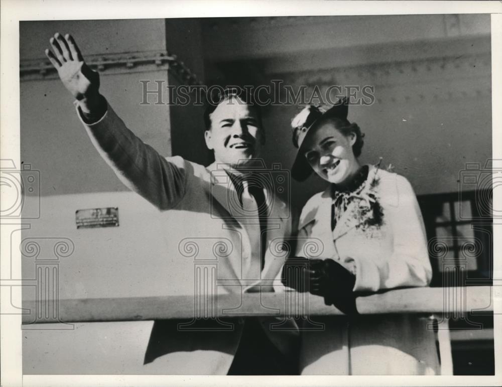 1935 Press Photo Jimmy McLarnin Lillian Cupit Middleweight Boxing Champion - Historic Images