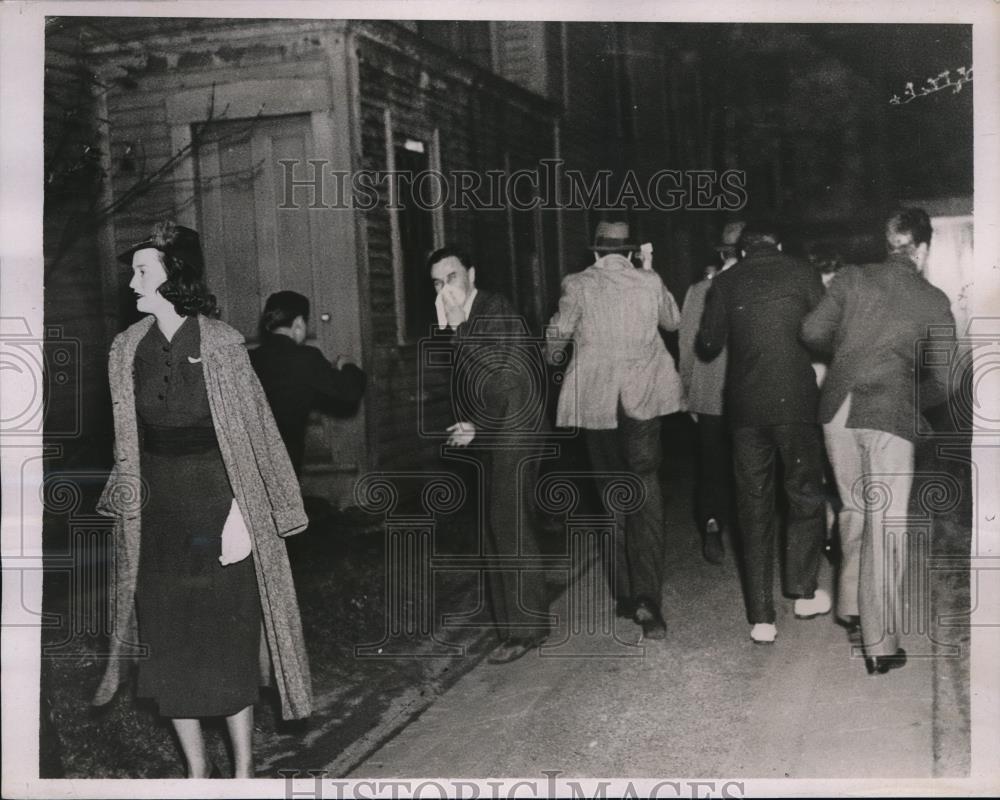 1937 Press Photo Harvard University Students Tear Gas Riots - Historic Images